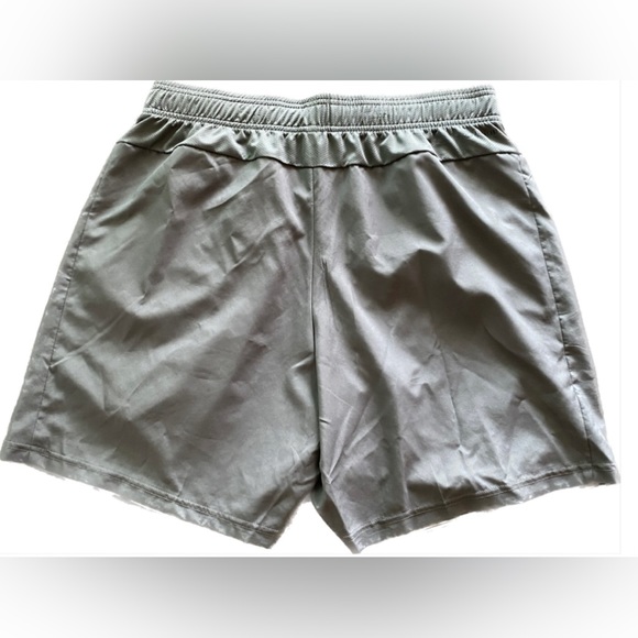 NWT Adidas 7 inch workout shorts - Picture 2 of 6